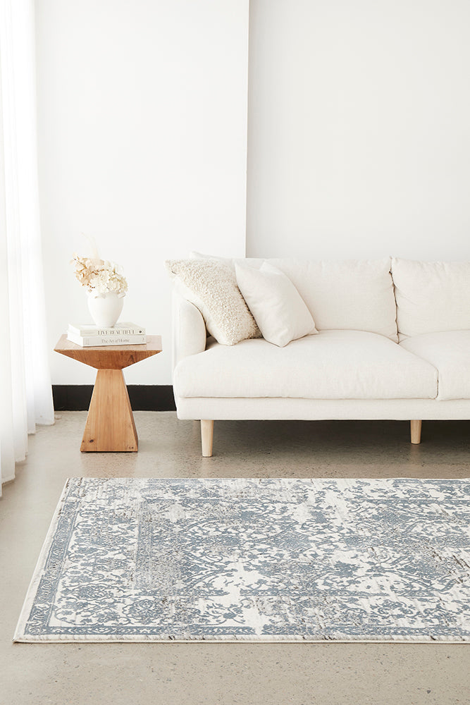 Kendra Yasmin Distressed Transitional Rug White Blue Grey